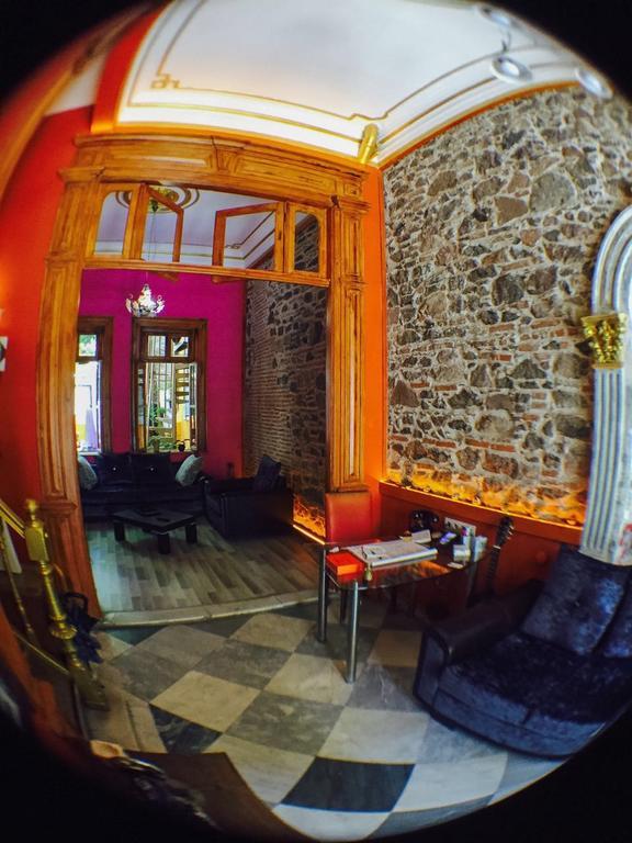 Laguna Otel Pansiyon Izmir Eksteriør billede
