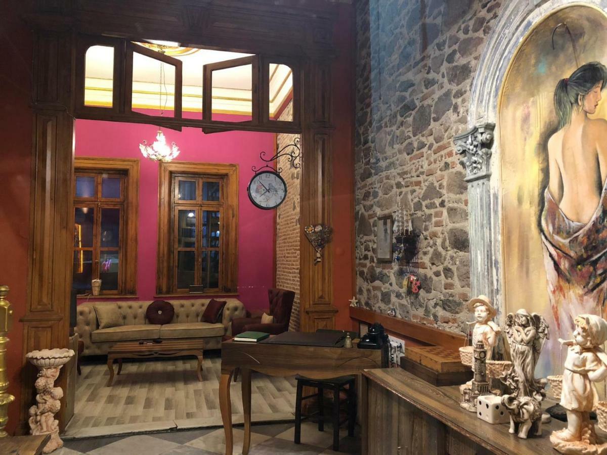 Laguna Otel Pansiyon Izmir Eksteriør billede