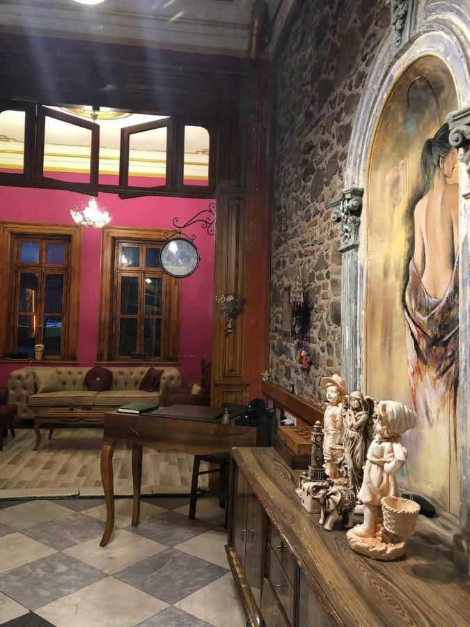 Laguna Otel Pansiyon Izmir Eksteriør billede
